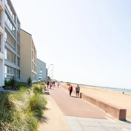 Les Vagues Apartment