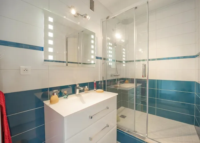 Les Vagues * Courseulles-sur-Mer